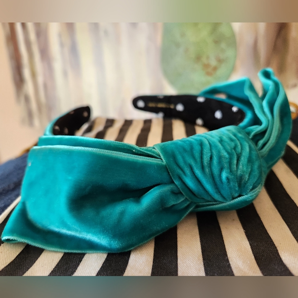 LELE SADOUGHI Turquoise  Velvet SHIRLEY Wide Ribbon Aqua Blue Luxe Headband NWT - Picture 3 of 6